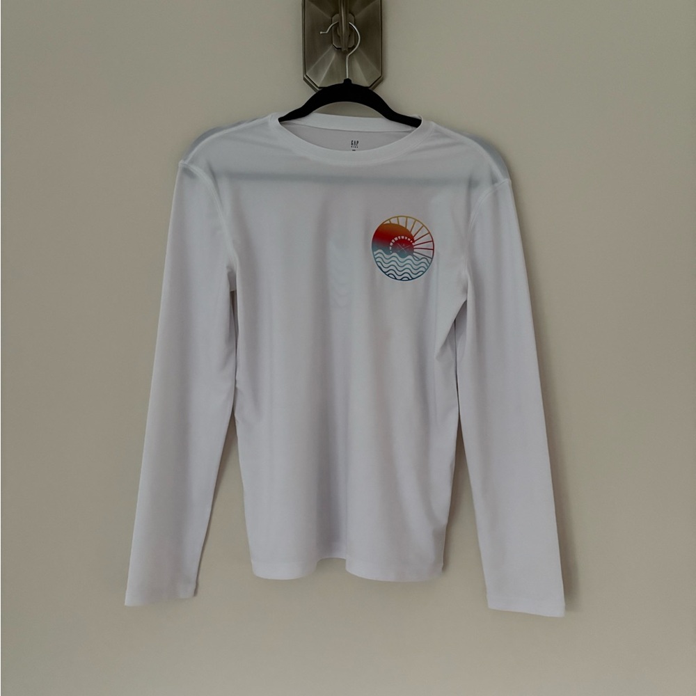GAP KIDS White Long Sleeve Swim Shirt with Sunset Graphic